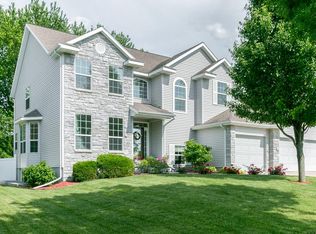 333 Stoney Point Rd SW, Cedar Rapids, IA 52404