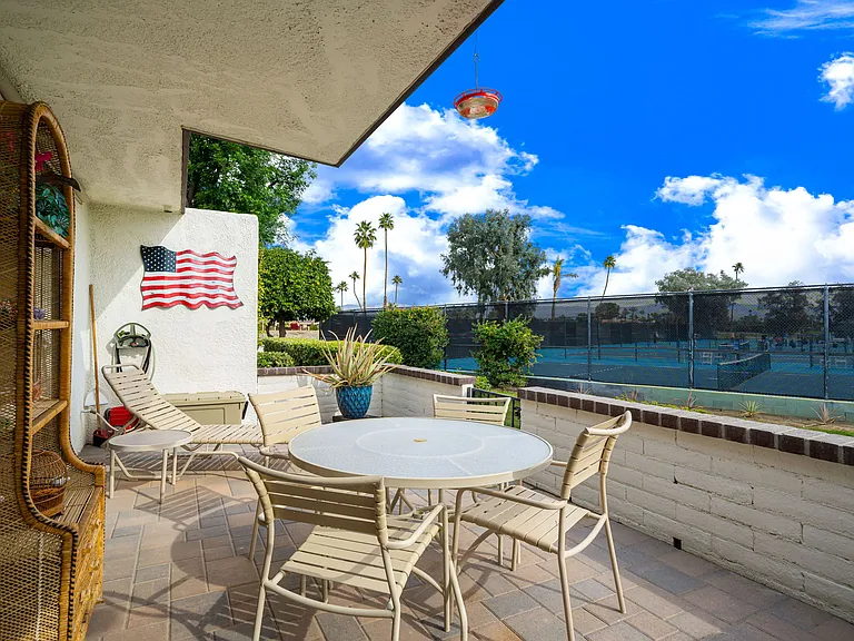 21 Toledo Dr — Photo 36