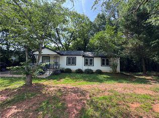 129 Bountyland Rd, Seneca, SC 29672