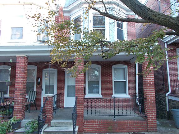2nd image of 716 S Franklin St