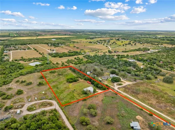 2862 Wetz Rd, Marion, TX 78124