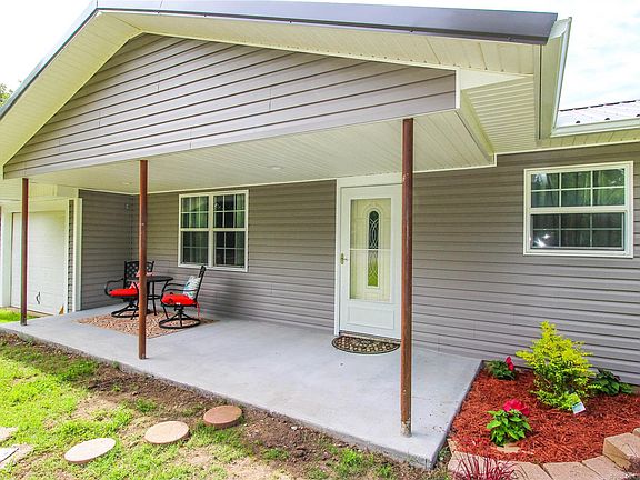 4th image of 1441 Bluebird Dr