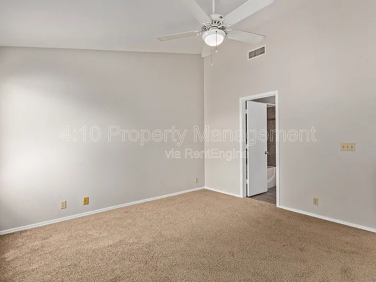 2381 W Redwood Dr — Photo 17