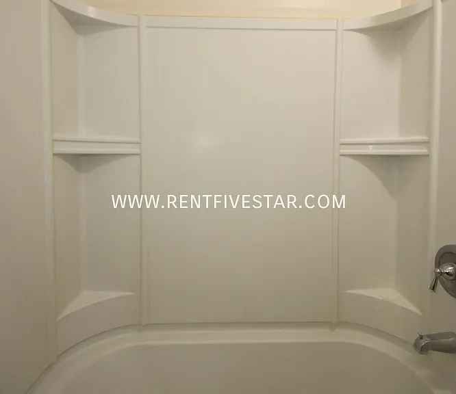 807 S Main St — Photo 6