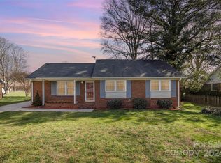 8206 Idlewild Rd, Indian Trail, NC 28079