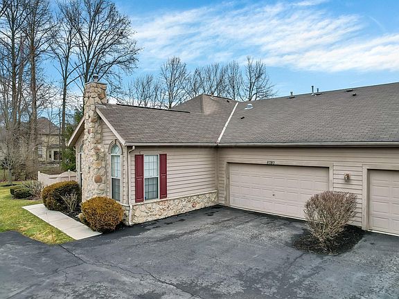 3rd image of 8780 Linksway Dr