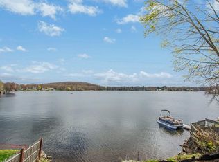 218 Millbury Ave, Millbury, MA 01527
