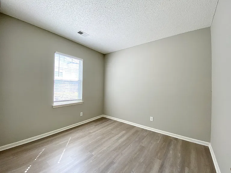 565 Colonel Thomas Heyward Rd — Photo 9