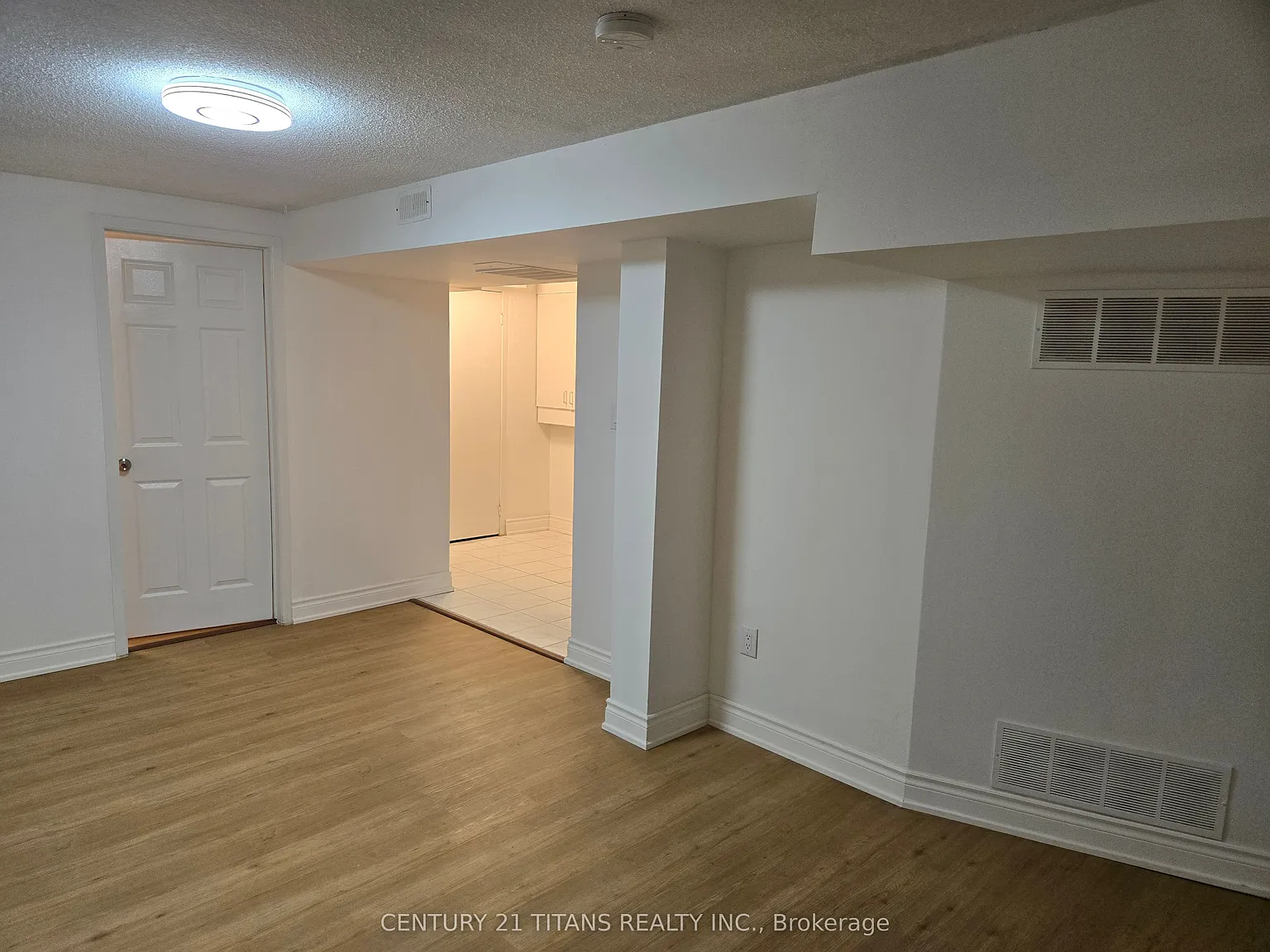 2 bed, $1,685 — Photo 3