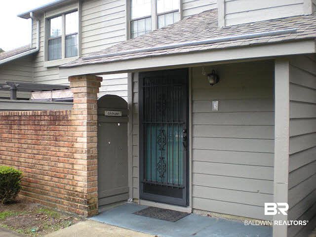 1st image of 389 W Clubhouse Dr #Gg3