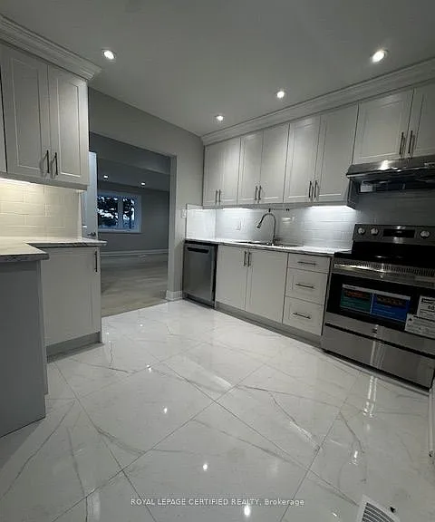 16 Almond Ave — Photo 21