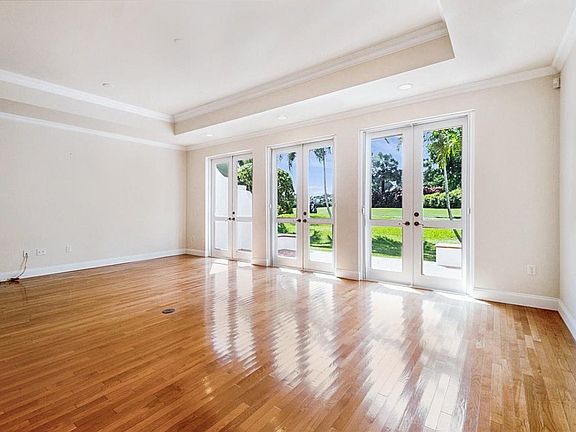 4th image of 1109 Campo Sano Ave