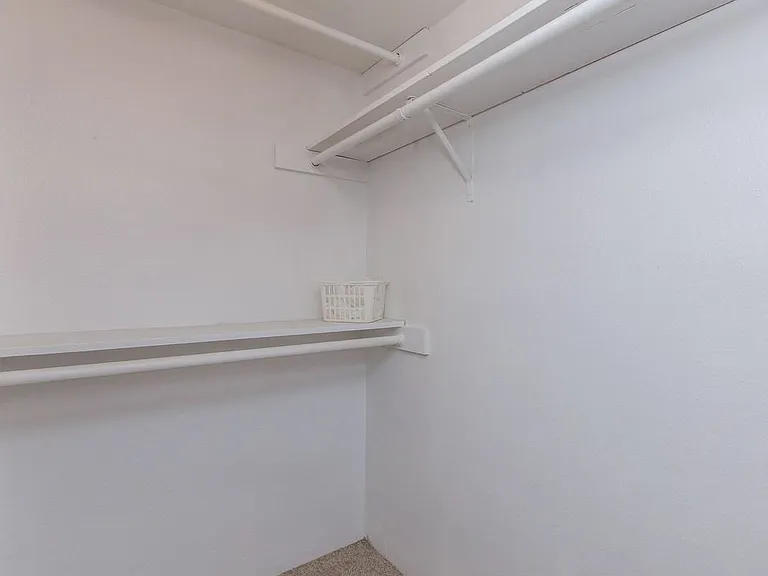 Lafayette Green Apartment Homes — Photo 39
