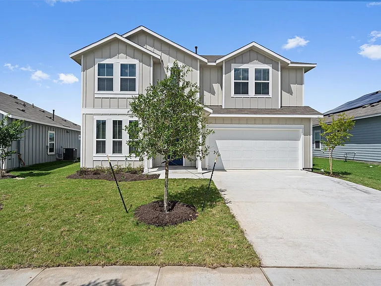 621 Running Creek Dr — Photo 2