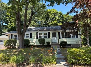 54 Barbara Ln, Weymouth, MA 02190