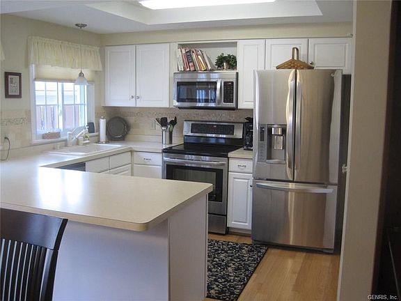 2nd image of 194 New Wickham Dr