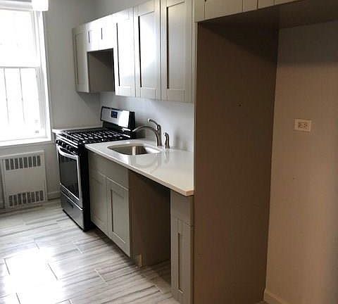 5th image of 2239 Troy Ave APT 6G