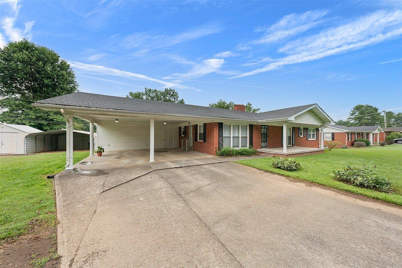 326 Lexington Dr, Glasgow, KY 42141 MLS RA20243993 Zillow