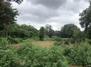 Moore St, Greer, SC 29651