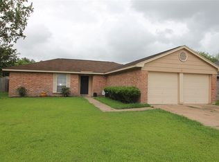 2835 Virginia Colony Dr, Webster, TX 77598
