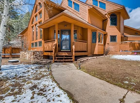 2nd image of 900 Sun Valley Dr