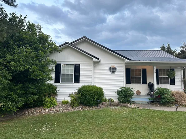 493 E Appletree Rd, Stearns, KY 42647