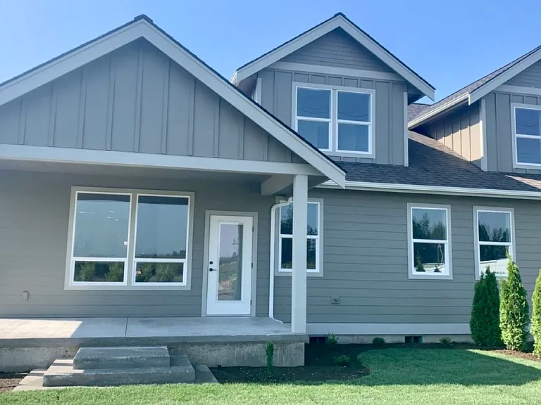2226 Berryman Loop — Photo 9