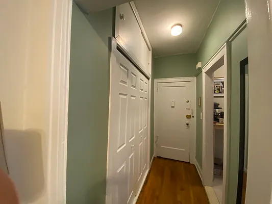 Rented by Amorelli Realty | media 2