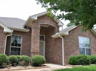 513 Skipping Stone Ln, Tyler, TX 75703