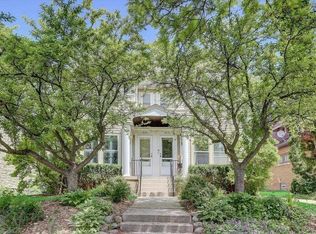 6118 W Wisconsin Ave #6120, Milwaukee, WI 53213