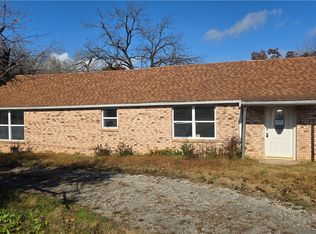 203 South St, Flippin, AR 72634