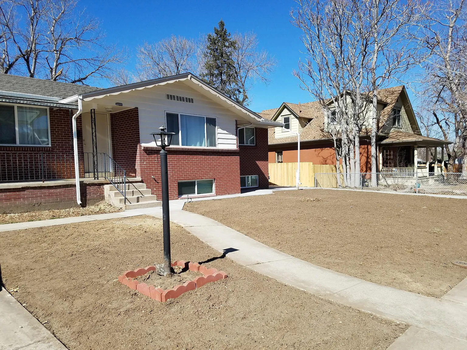 4 bed, 2576 sqft, $3,250 — Photo 2