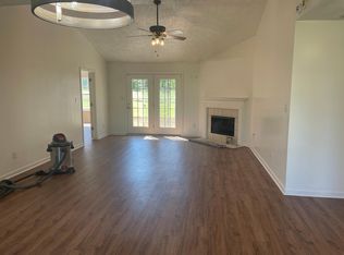 306 Old Oak Cres, Jackson, TN 38305