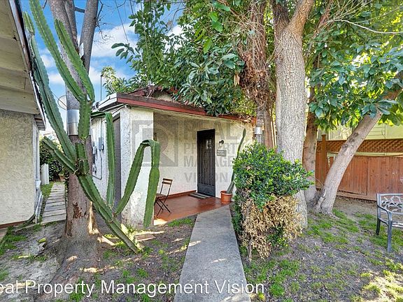 3rd image of 2910 Rosanna St #1/2