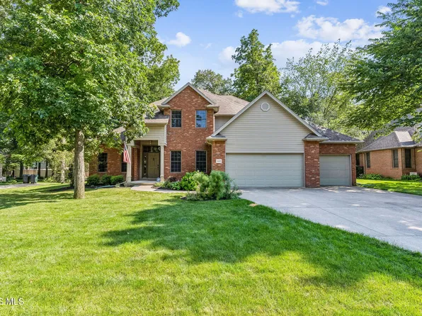 1443 Silver Pine Ln, Findlay, OH 45840