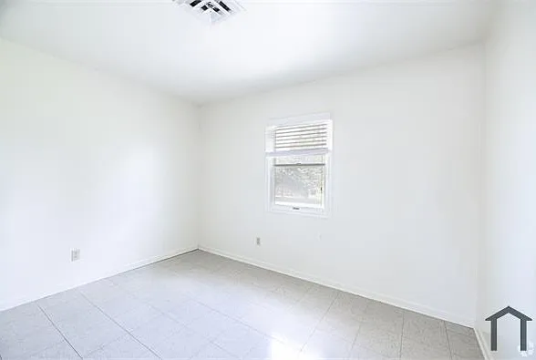 3 bed, 1462 sqft, $1,750 — Photo 4