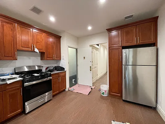 Rented by Joel Scharf, LREB | media 9