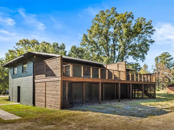 411 Redwater Rd, Texarkana, TX 75501