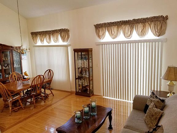 4th image of 1129 Shorewood Ct
