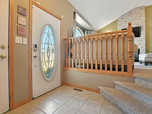 2nd image of 117 Lampard Cres
