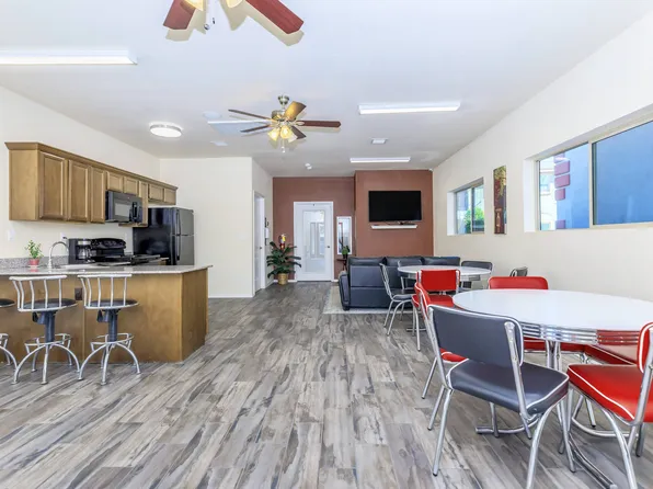 Bella Vista Place Apartments