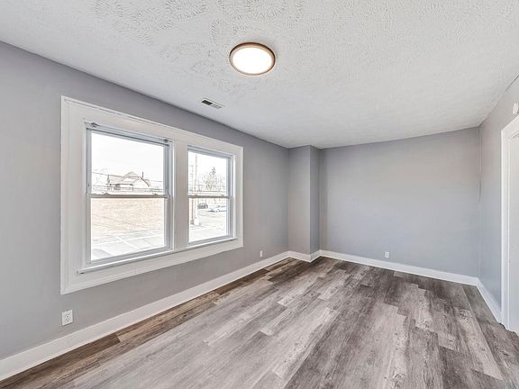 4th image of 687 Broadway Ave #5