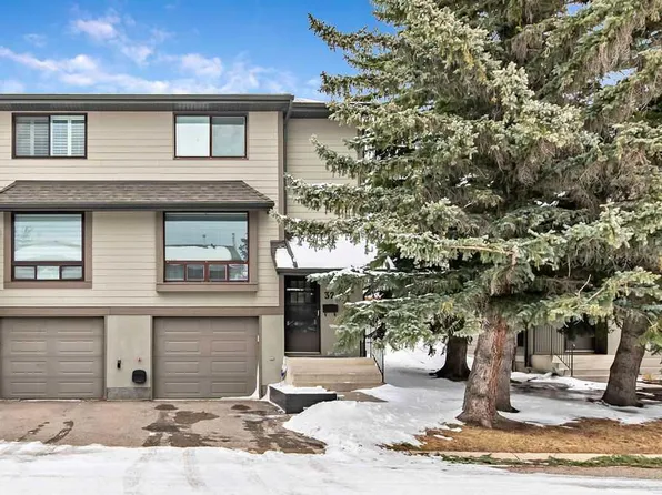 5019 W 46th Ave SW #32, Calgary, AB T3E 6R1