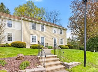 2 Hubbard Run Dr #2, Glastonbury, CT 06033