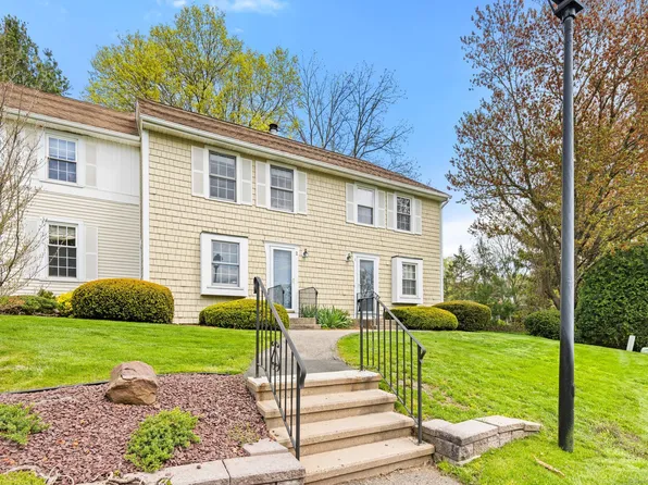 2 Hubbard Run Drive #2, Glastonbury, CT 06033