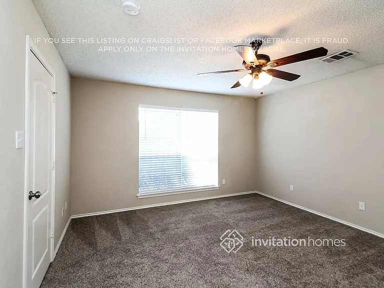 703 Meadowgate Dr — Photo 7