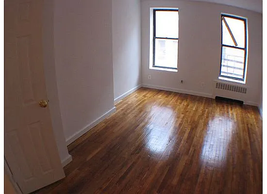 Rented by 4 Points Properties | media 67