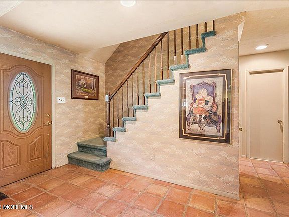 3rd image of 2 Steward Lane