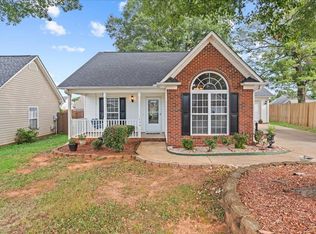 739 Running Creek Ln, Boiling Springs, SC 29316