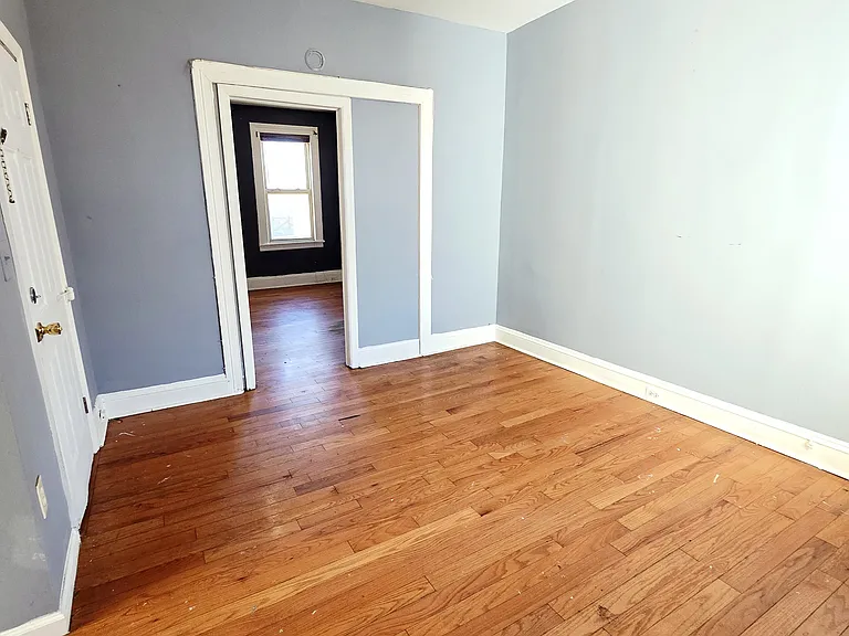 225 Lembeck Ave #1A — Photo 6
